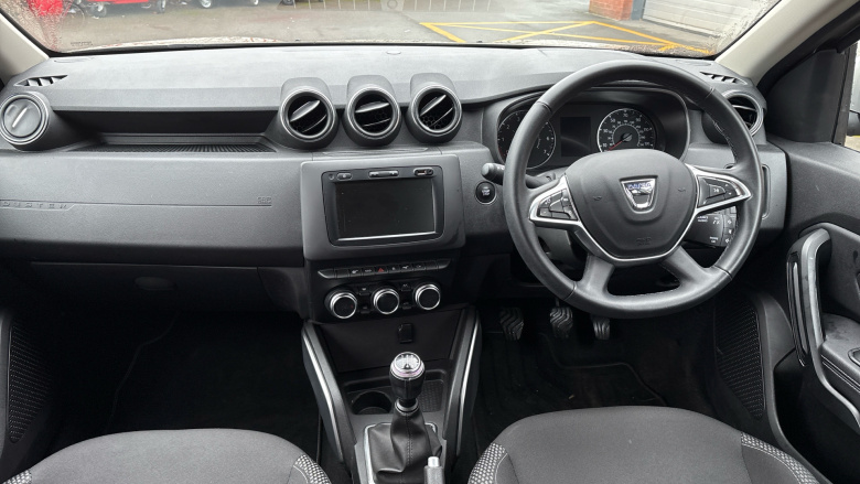 Dacia Duster 1.6 SCe Prestige 5dr Petrol Estate